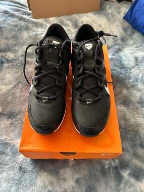 Nike Women's Hyperdiamond Keystone Softball Cleats 684680-010